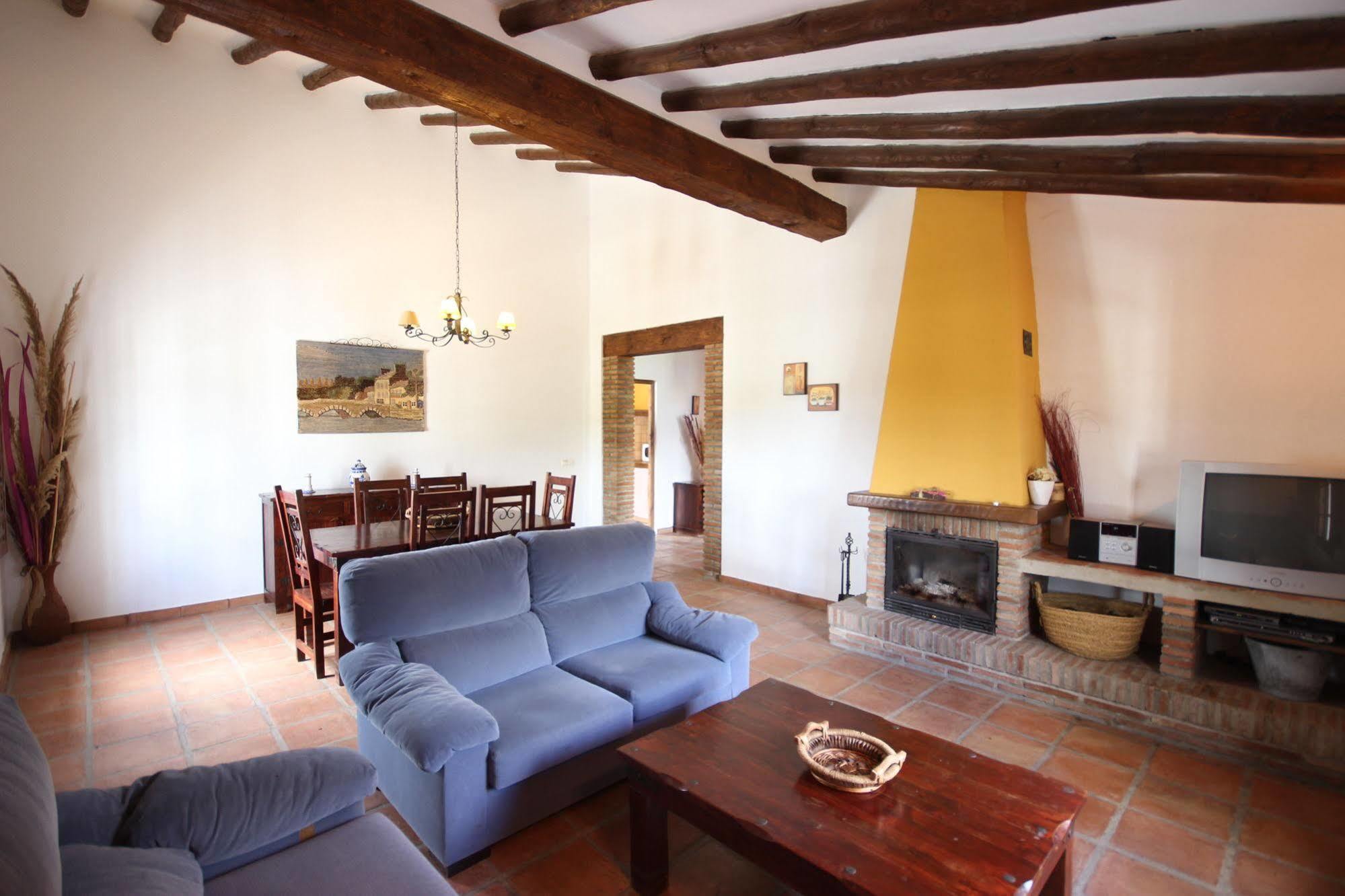 Casas De Cantoblanco Vinuela Exterior photo